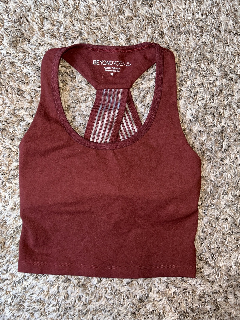 Beyond Yoga Racerback Crop Tank in Brown - Women’s XS